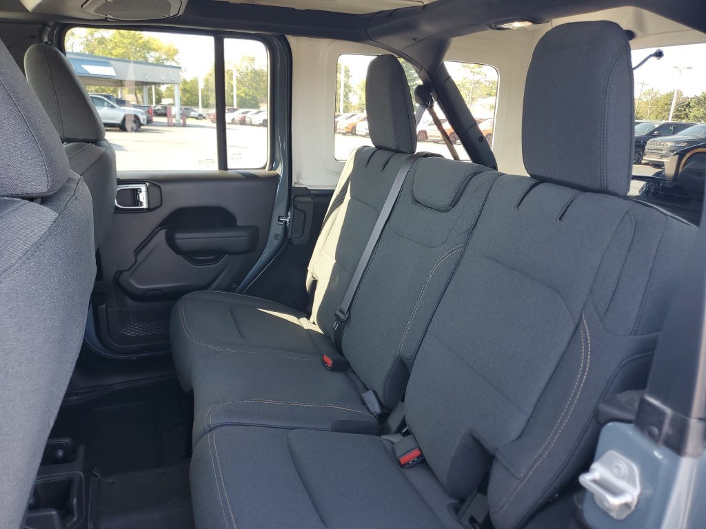 Used 2024 Gray Jeep Willys image 9