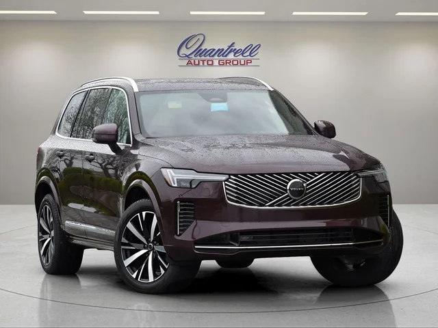 2026 Volvo XC90 B5; 7-seat Core