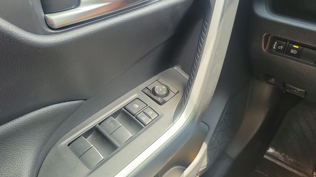 Certified Used 2025 Silver Toyota XLE image 19