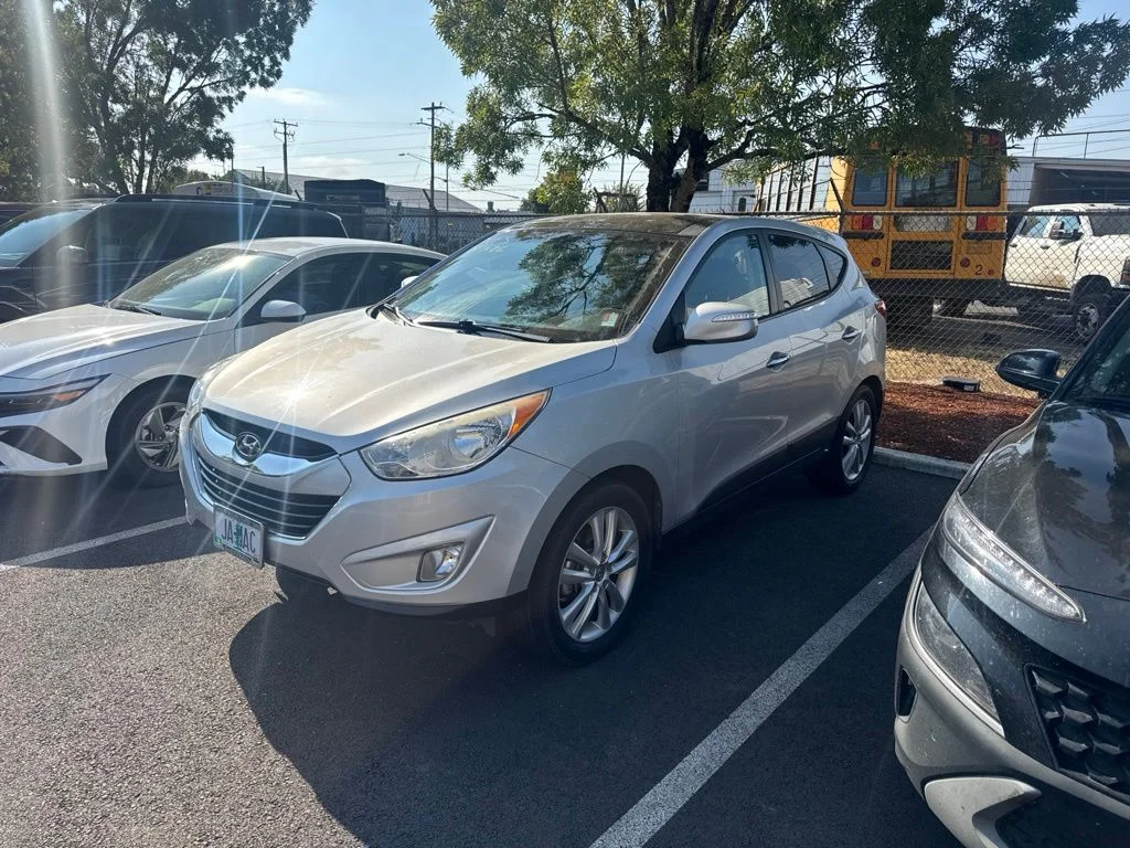 Used 2013 Silver Hyundai Limited image 1