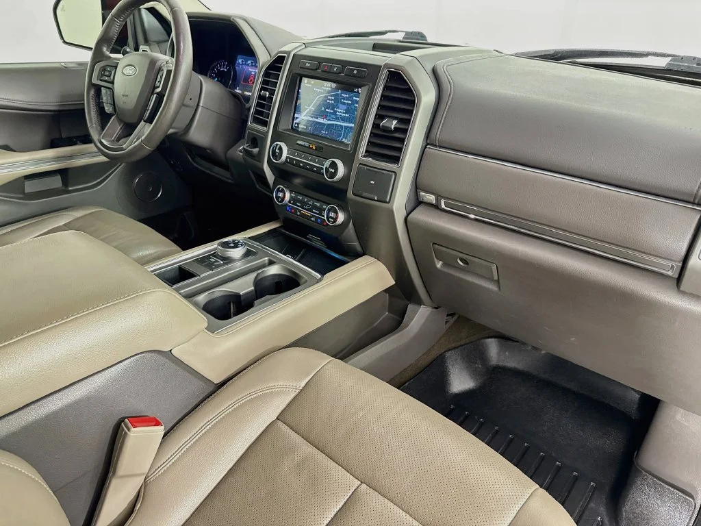 Used 2019 Ruby Red Metallic Ford XLT image 39