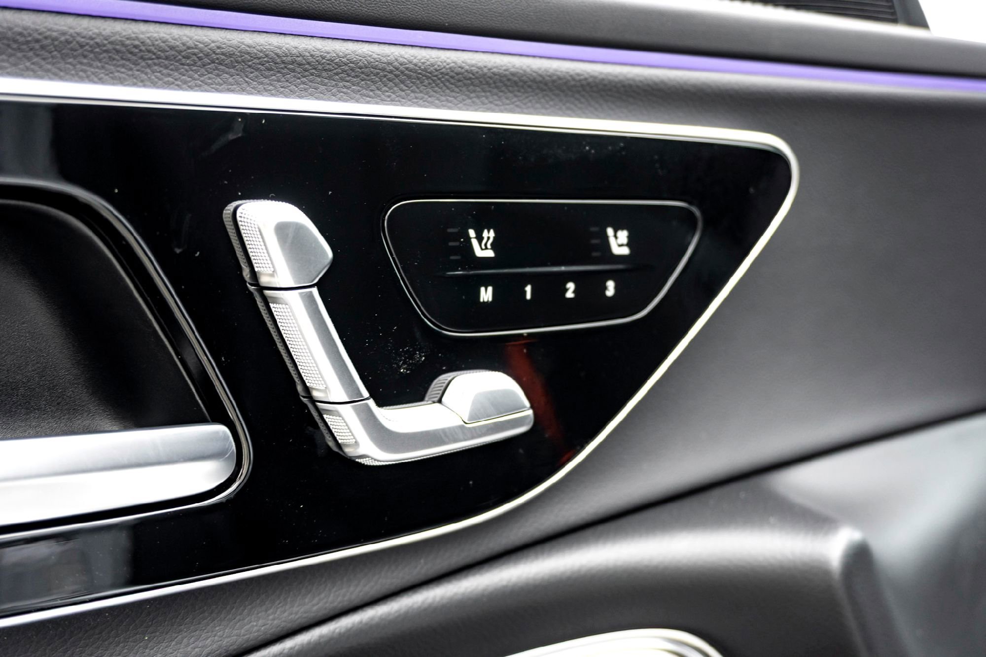 New 2026 Cirrus Silver Metallic Mercedes-Benz E 350 image 31