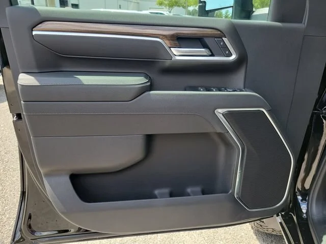New 2026 Black Chevrolet LT image 19