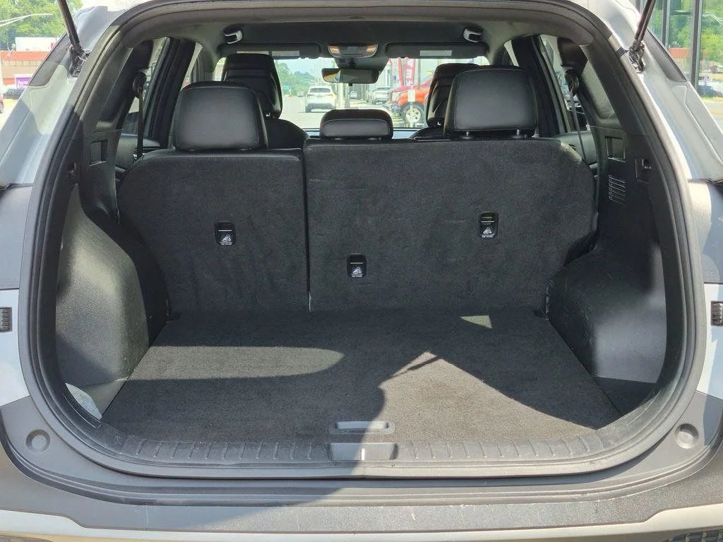 Used 2023 Gray Kia X-Line image 8