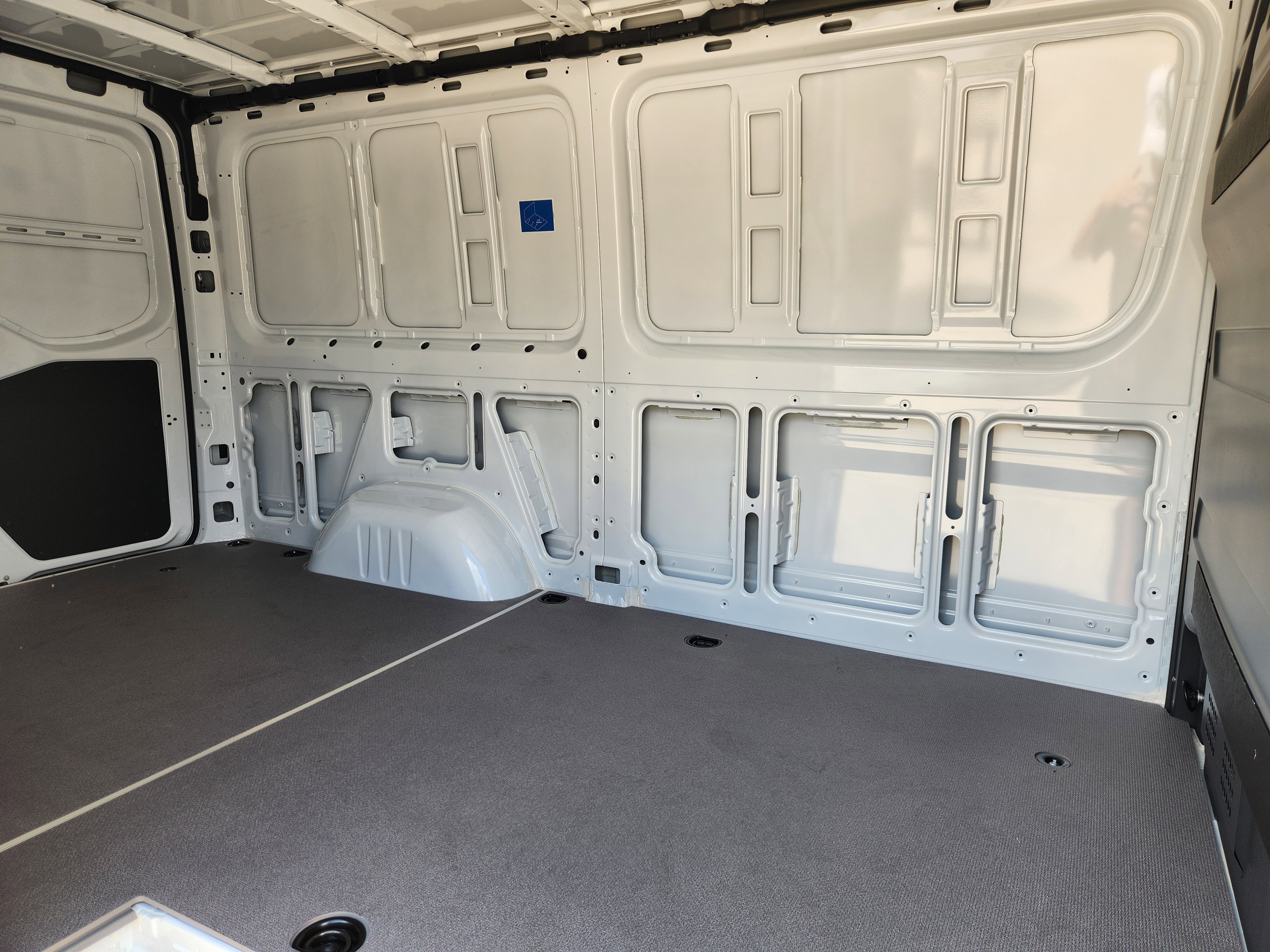 New 2026 Arctic White Mercedes-Benz Cargo 144 WB image 21