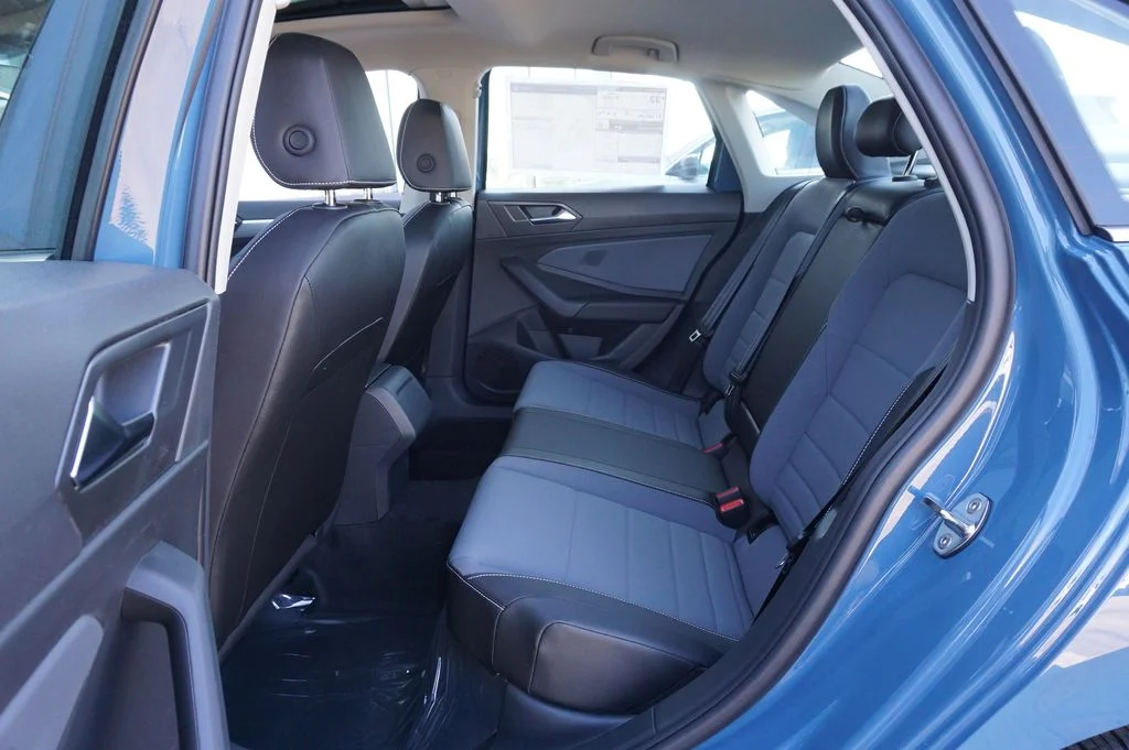 New 2026 Blue Volkswagen 1.5T SE image 10