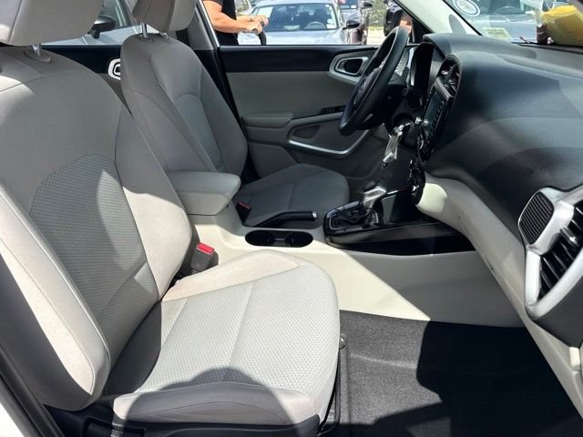 Used 2021 White Kia LX image 14