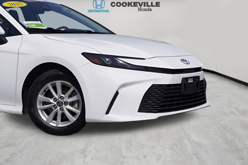 Used 2025 Ice Cap Toyota LE image 2