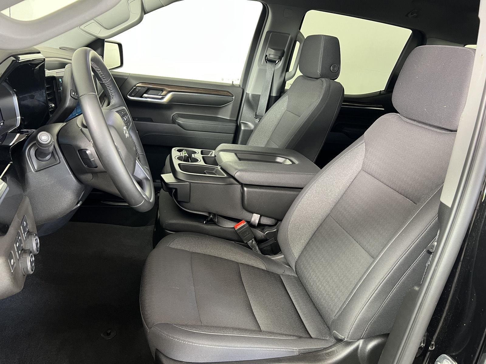 Used 2024 Black Chevrolet RST image 5