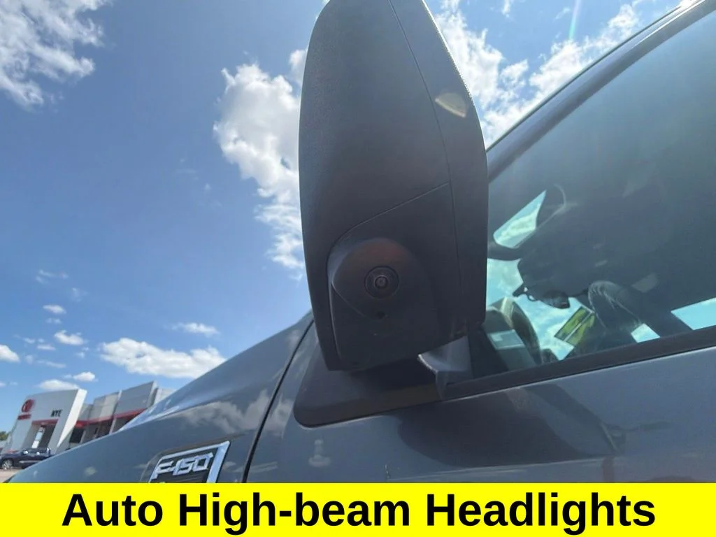 Used 2024 Gray Ford XLT image 11