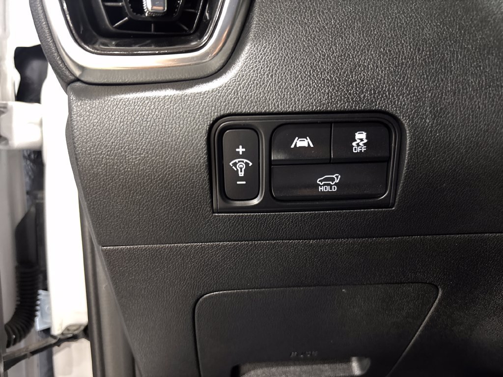 Certified Used 2023 Glacial White Pearl Kia SX image 25