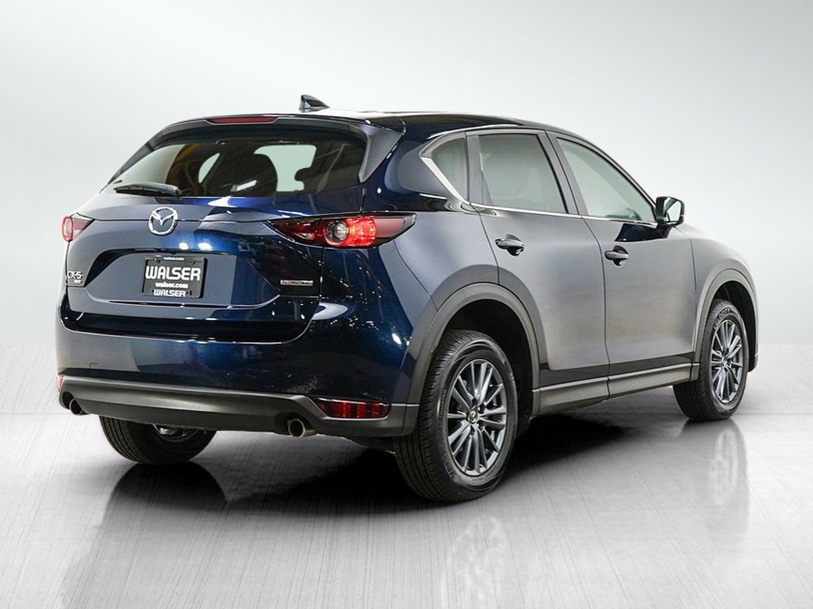Used 2021 Deep Crystal Blue Mica Mazda Touring AWD image 5