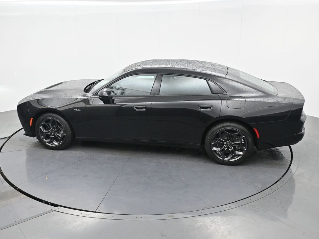 New 2026 Diamond Black Crystal Pearlcoat Dodge R/T image 32
