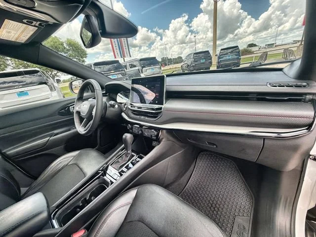 2025 Jeep Compass Trailhawk - Photo 28