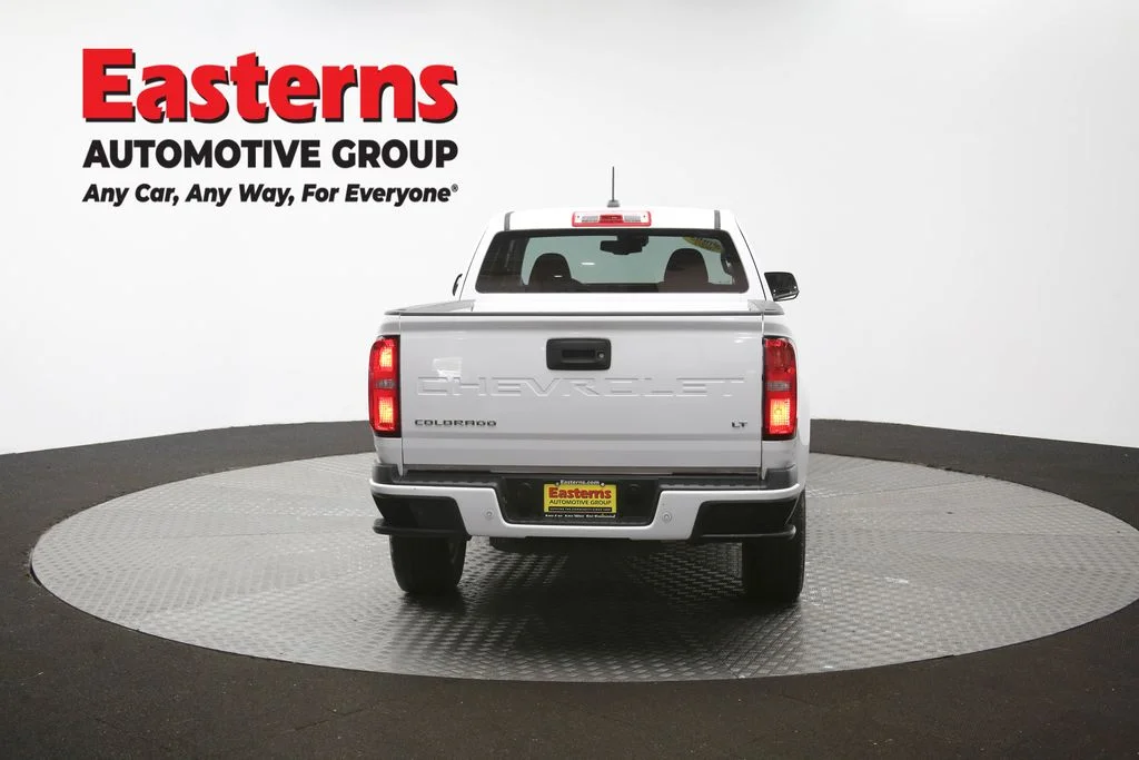 Used 2022 White Chevrolet LT image 35