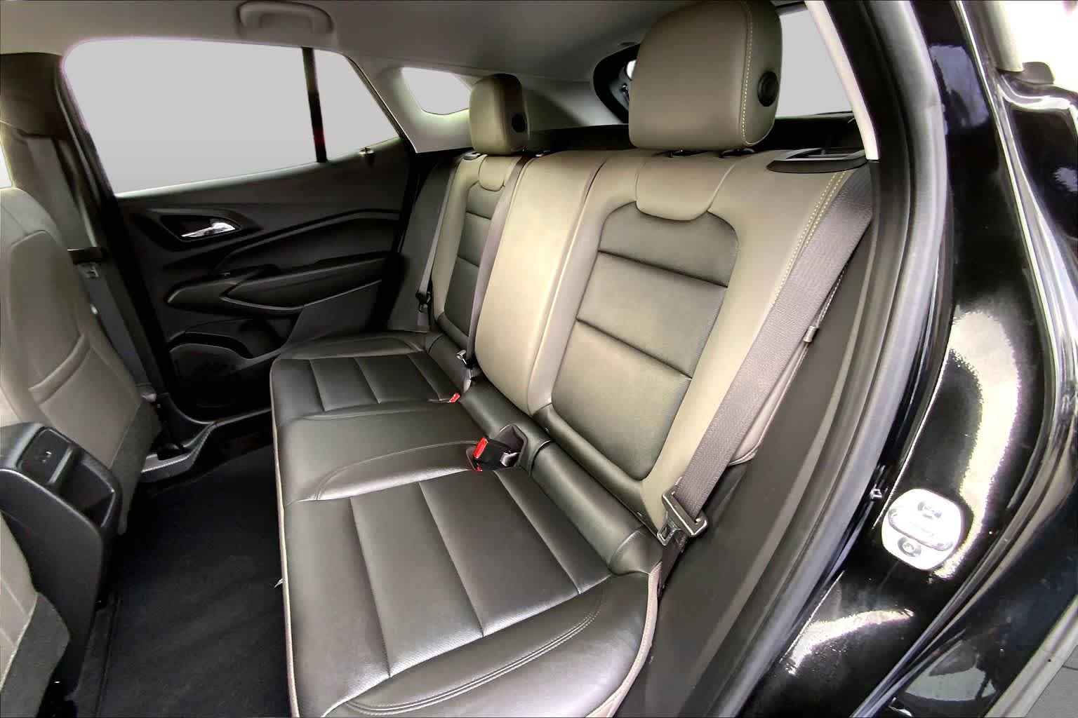 Used 2025 Mosaic Black Metallic Chevrolet ACTIV image 19