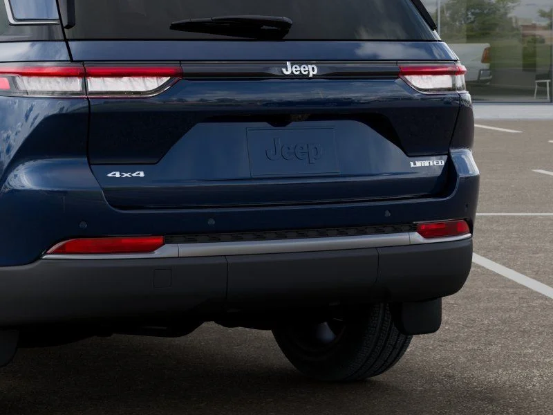 New 2026 Fathom Blue Pearl-Coat Exterior Paint Jeep Limited image 13