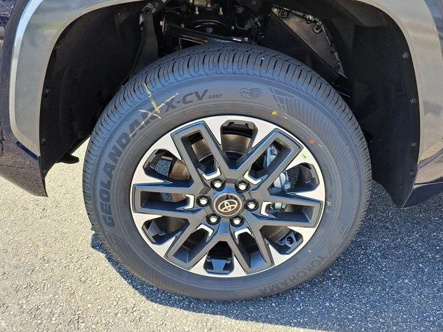 2026 Toyota Tundra Limited - Photo 15