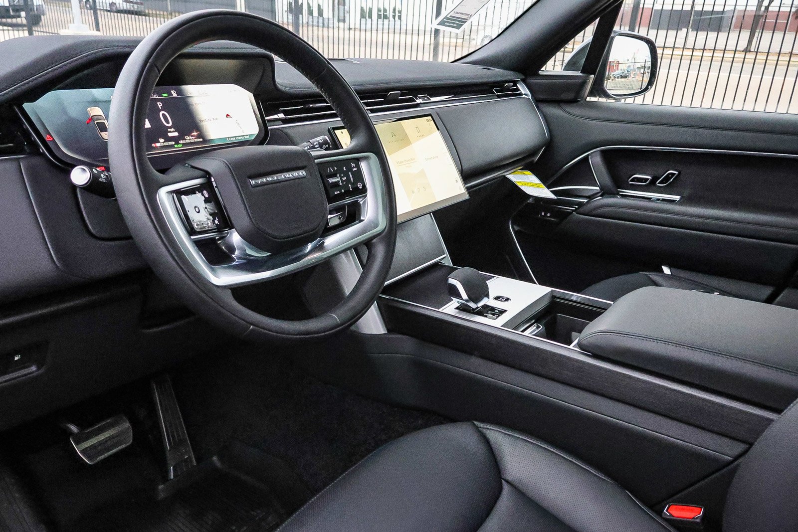2026 Land Rover Range Rover SE - Photo 28