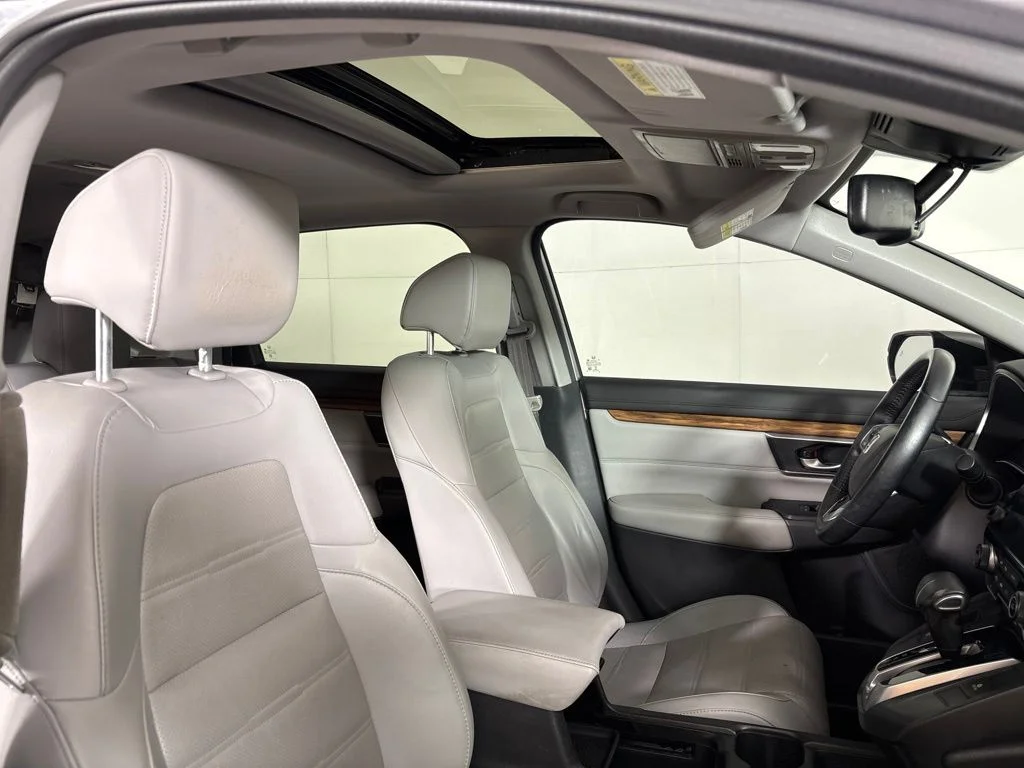 Used 2018  Honda EX-L image 17