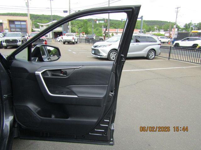 Certified Used 2023 MAGNETIC GRAY MET. Toyota  image 29
