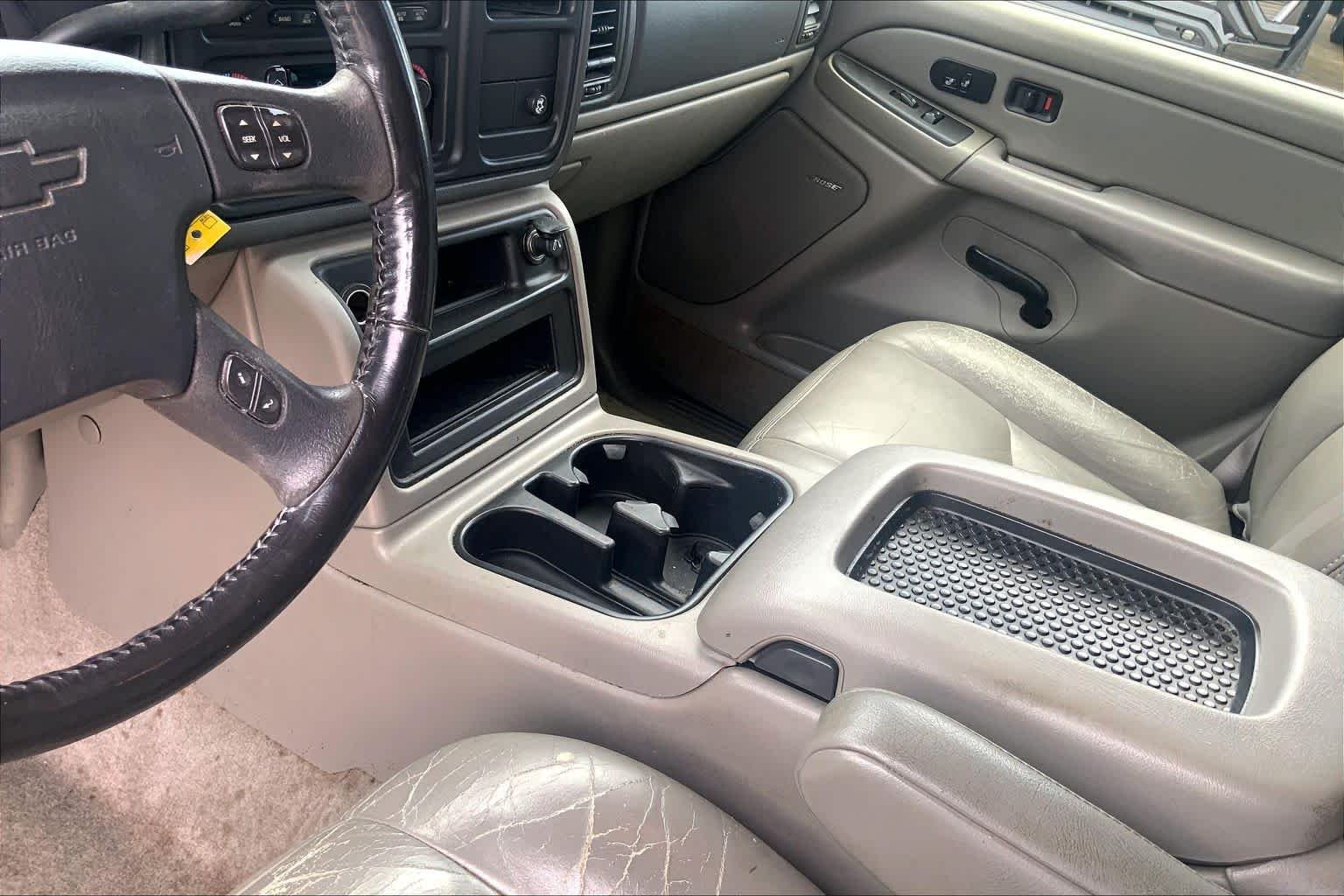 Used 2005 Dark Gray Metallic Chevrolet LT image 14
