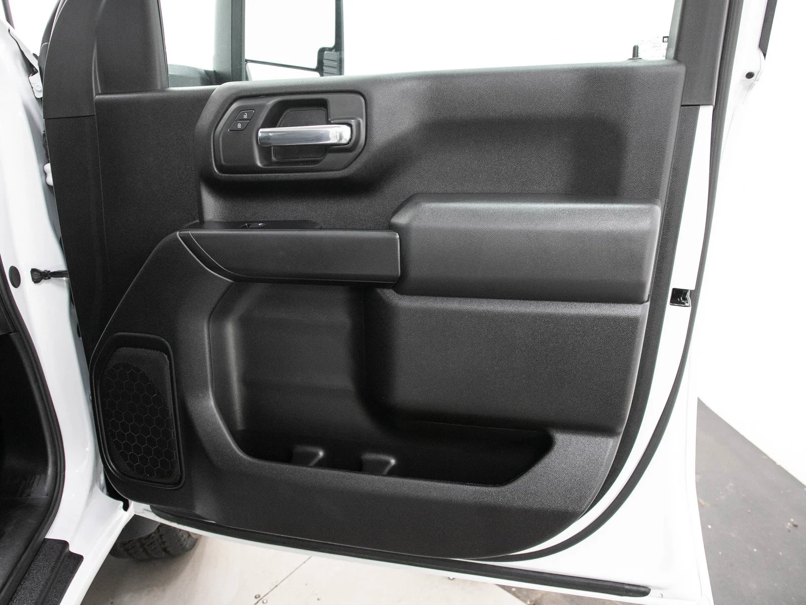 Used 2025 Summit White GMC Pro image 12