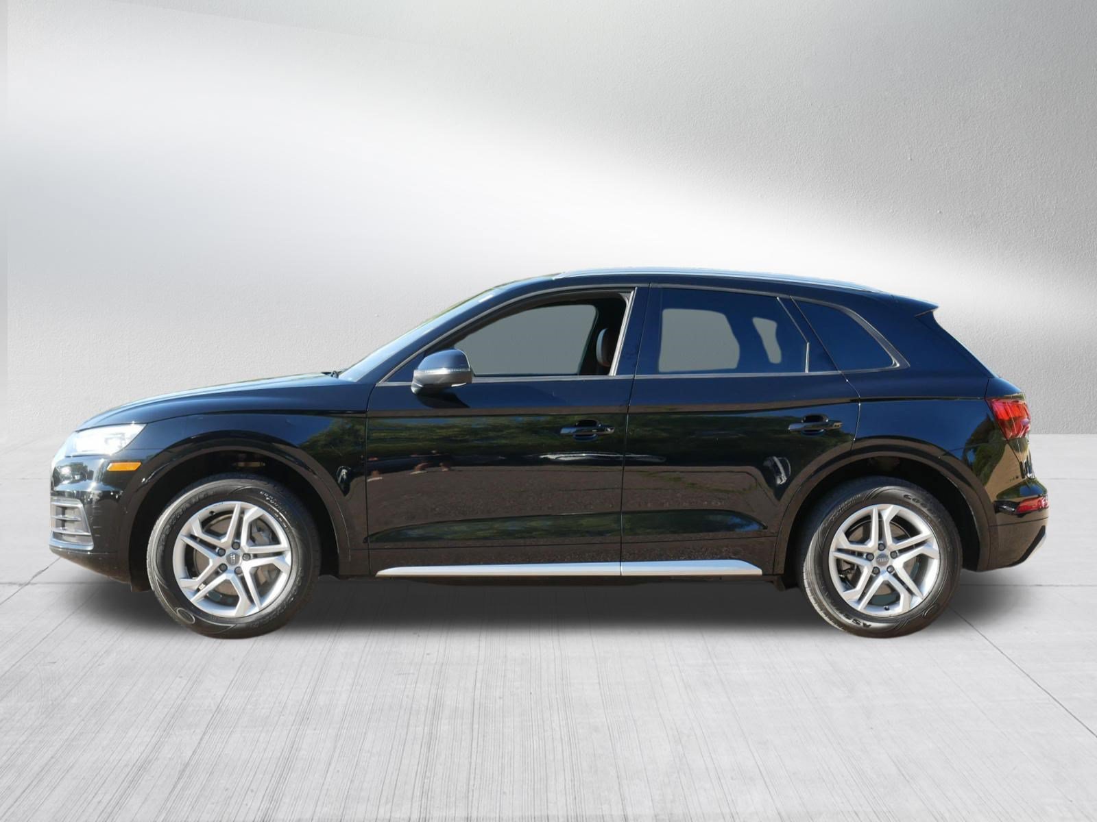 Used 2018 Black Audi Premium image 4