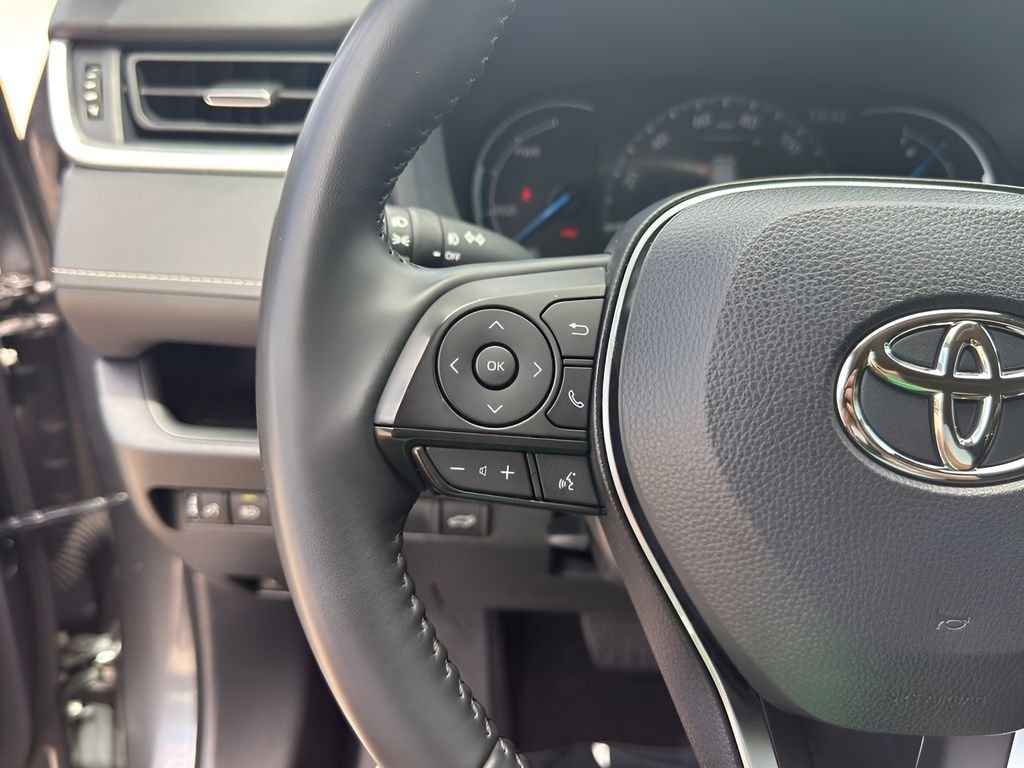 2025 Toyota RAV4 XLE Premium - Photo 19
