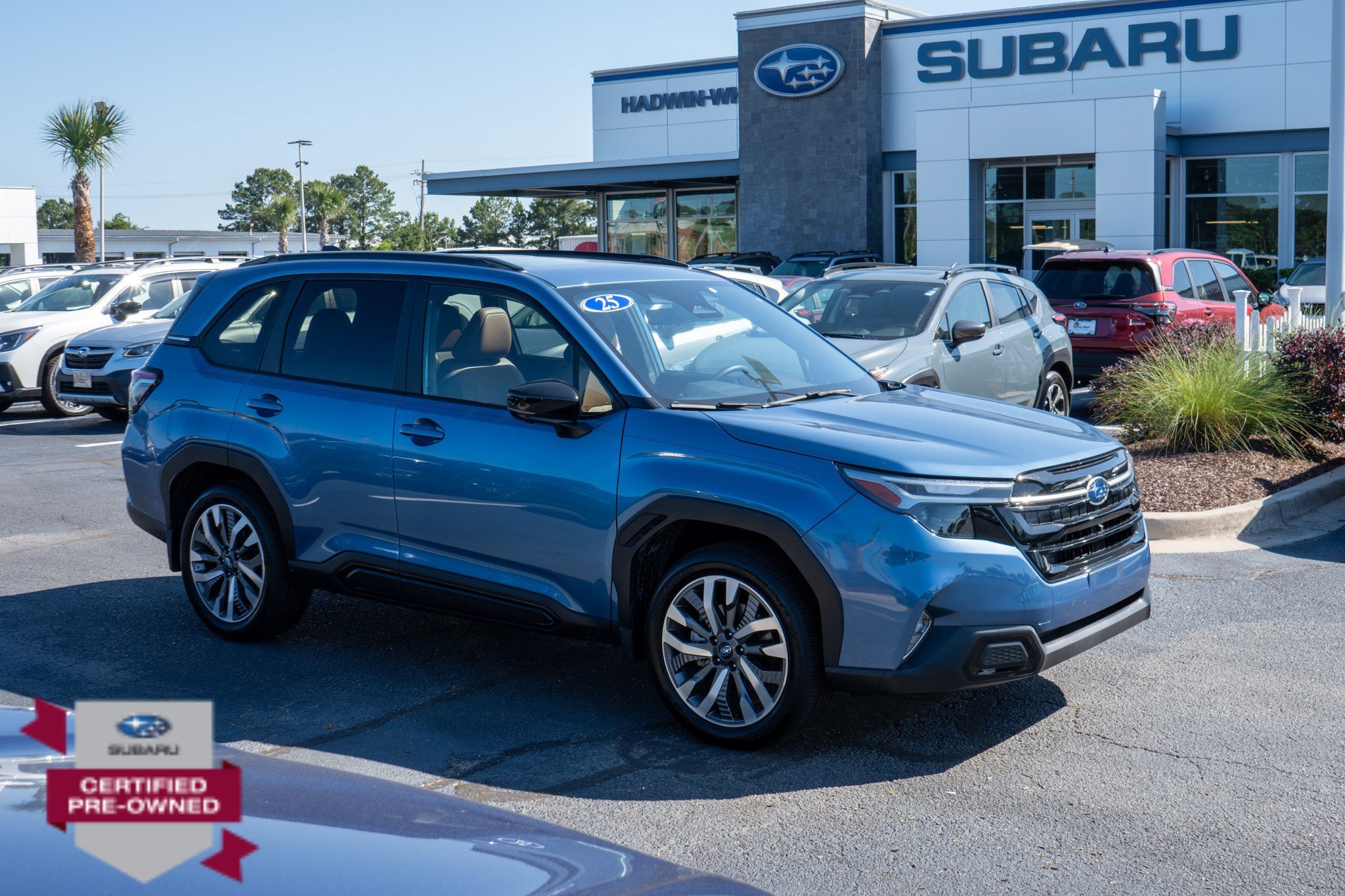 2025 Subaru Forester Touring's photo