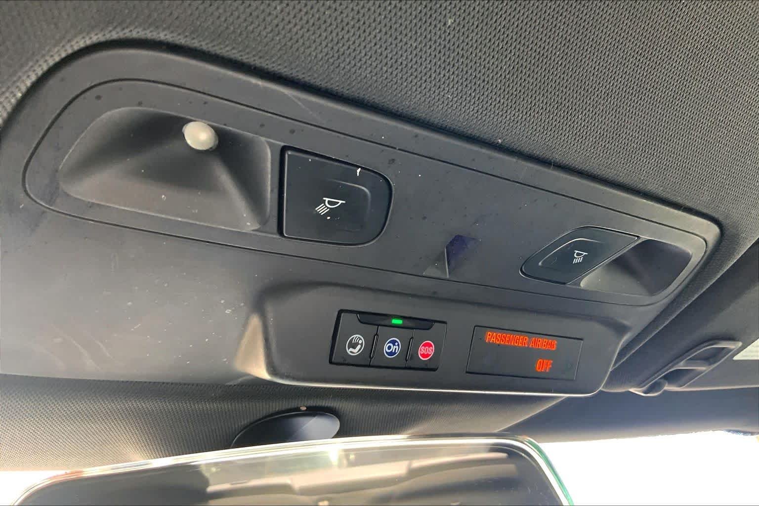 Used 2019 Shadow Gray Metallic Chevrolet 1LT image 27