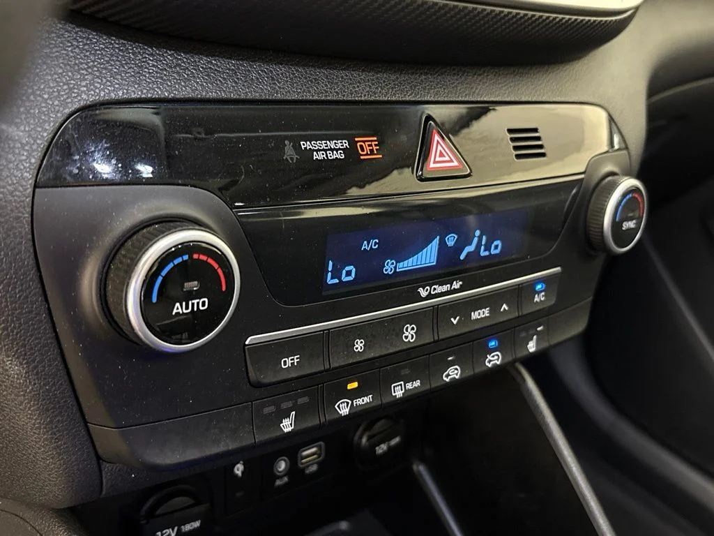 Used 2019 Red Hyundai Night image 39