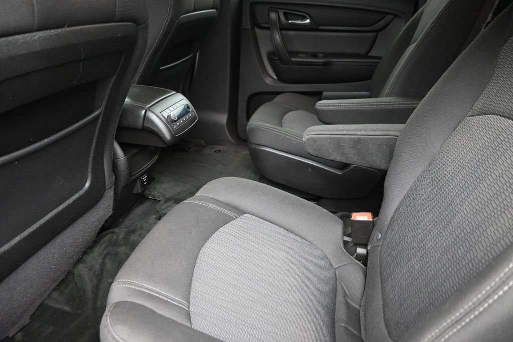 Used 2015 White Chevrolet 2LT image 14