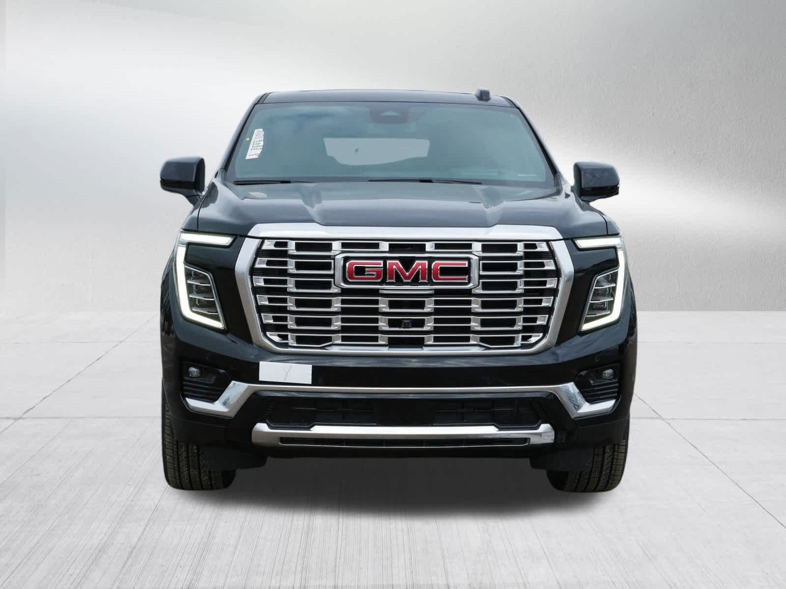 2026 GMC Yukon XL Denali - Photo 8