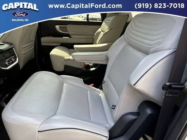 Used 2025 White Ford Platinum image 18