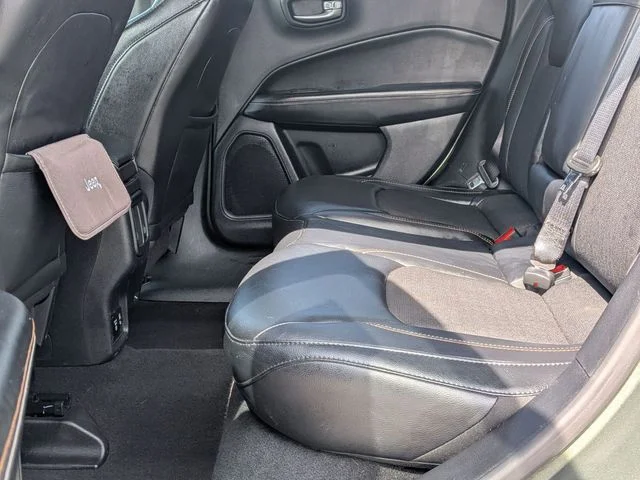 Used 2017 Green Jeep Latitude image 20