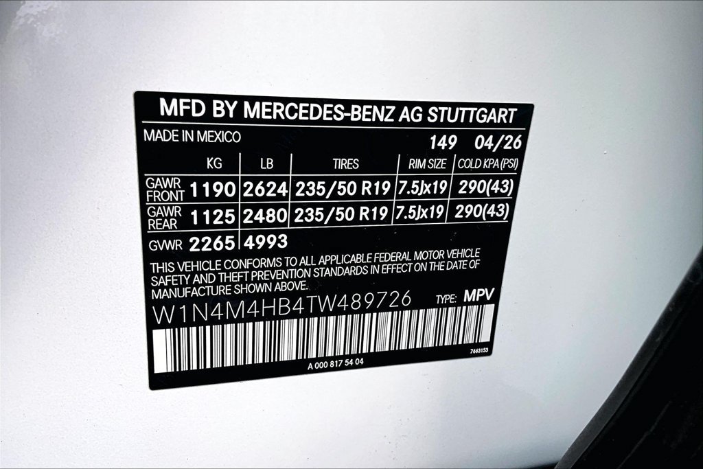 New 2026 Polar White Mercedes-Benz GLB 250 image 28
