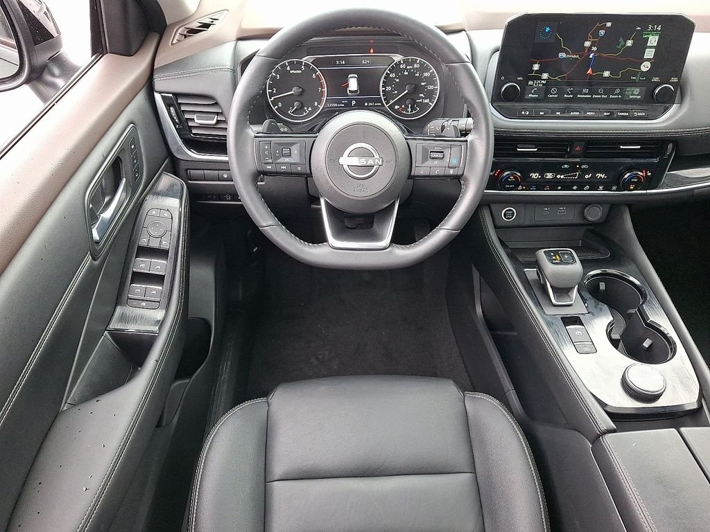 Used 2023 Black Nissan SL image 12