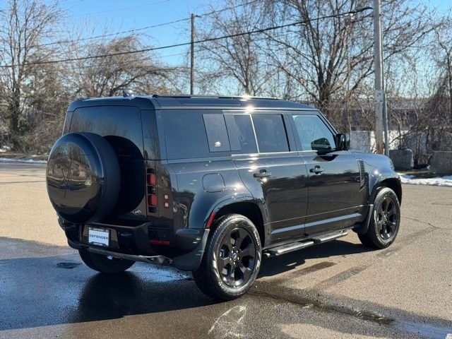 Certified Used 2023 Black Land Rover X-Dynamic SE image 5