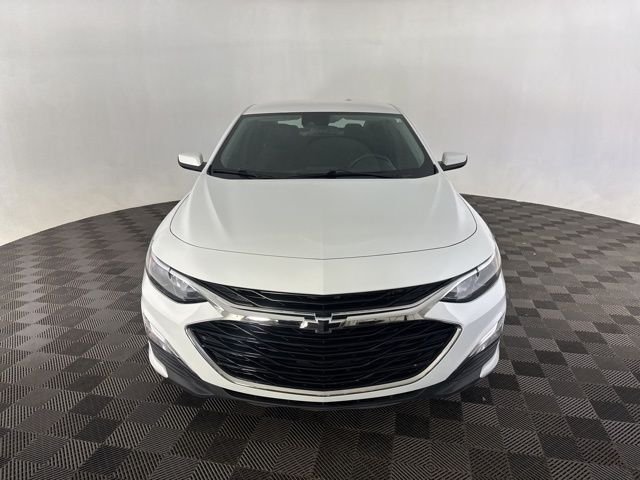 1G1ZG5ST4PF189050