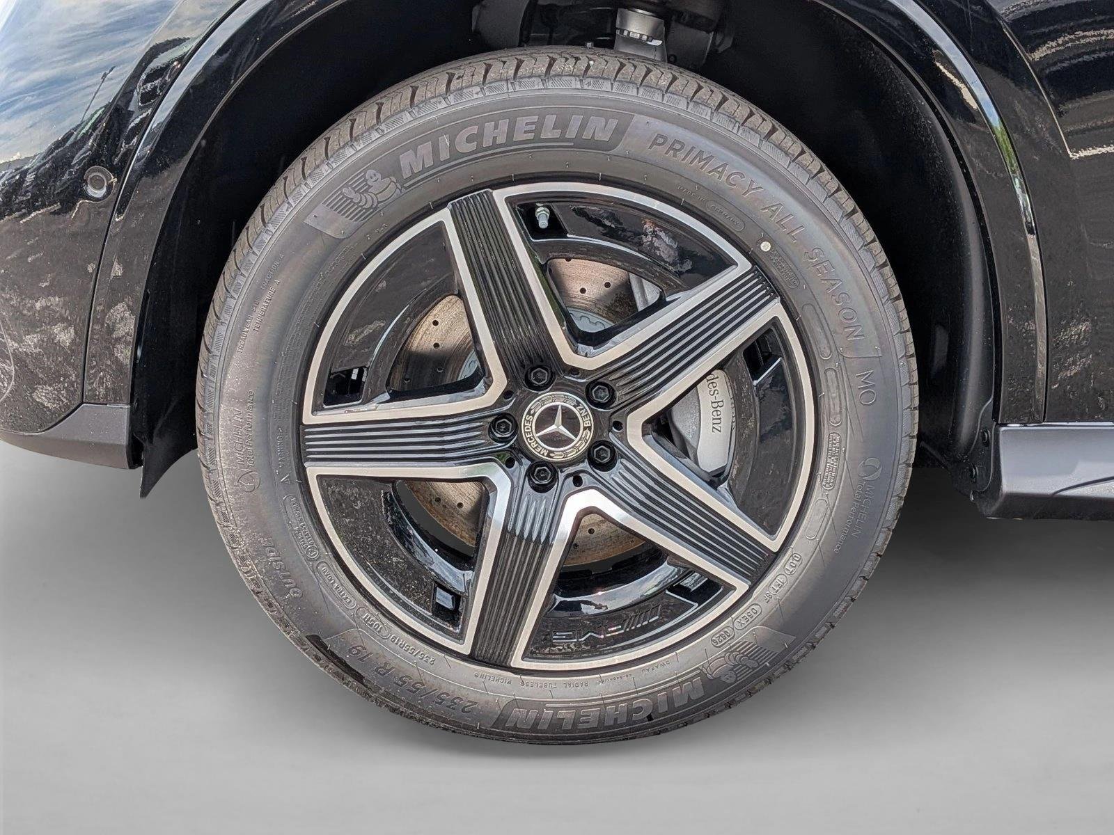 New 2026 Black Mercedes-Benz GLC300 image 10
