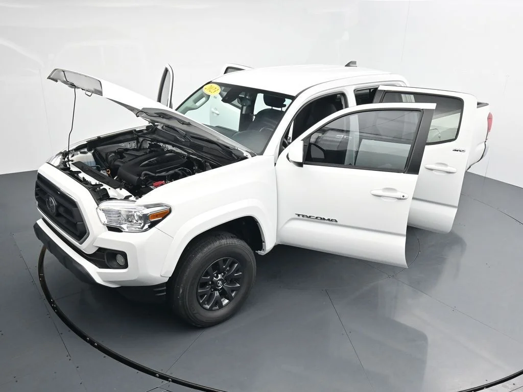 Used 2023 White Toyota SR5 image 36
