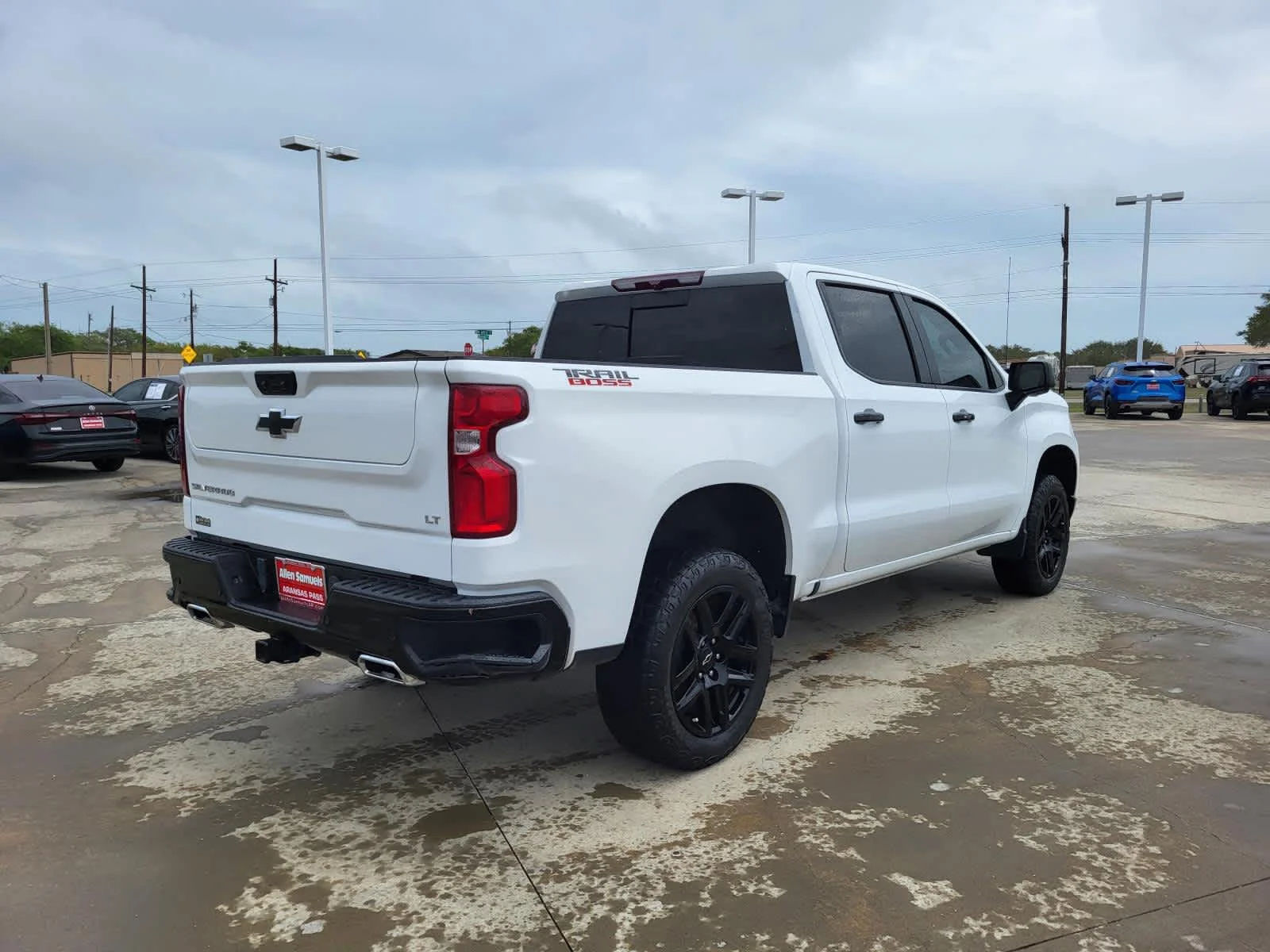 Used 2023 Summit White Chevrolet LT Trail Boss image 5