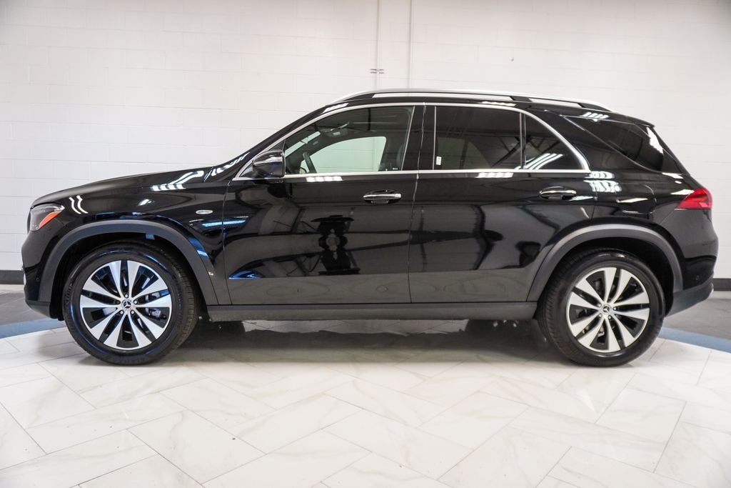 Used 2025 Black Mercedes-Benz GLE 450e image 36