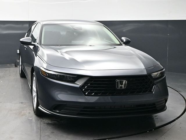 Certified Used 2026 Meteorite Gray Metallic Honda LX image 2