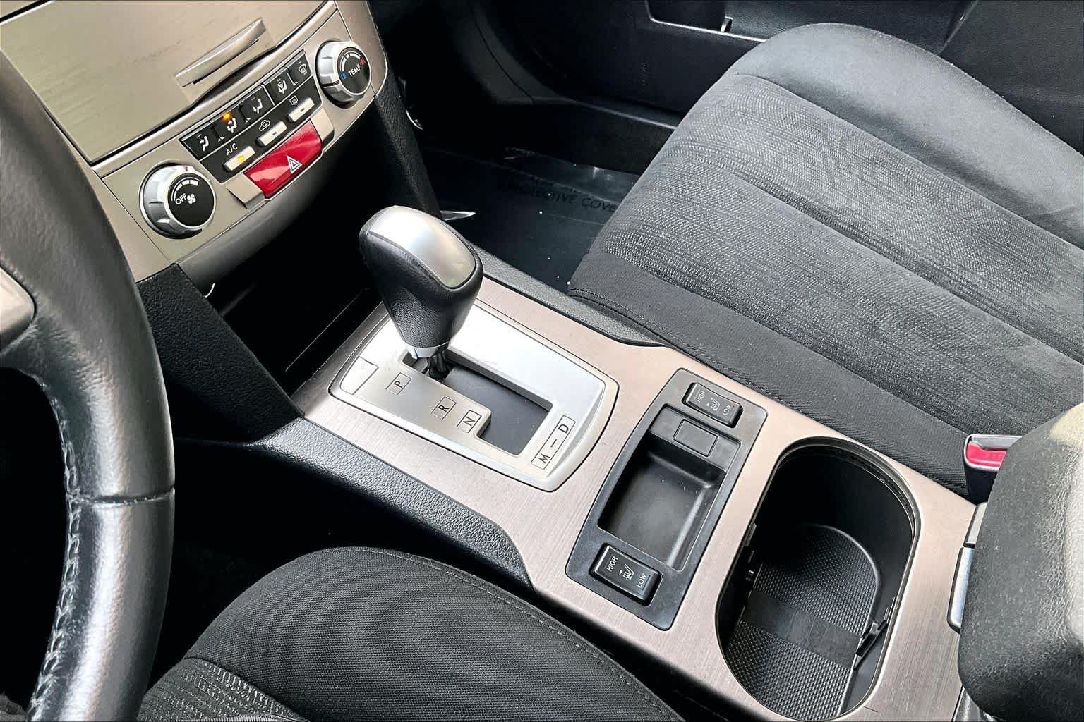 Used 2013 Venetian Red Pearl Subaru 2.5i Premium image 16