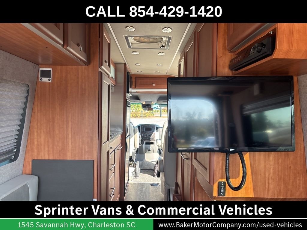 Used 2016 Gray Mercedes-Benz Road Trek image 2