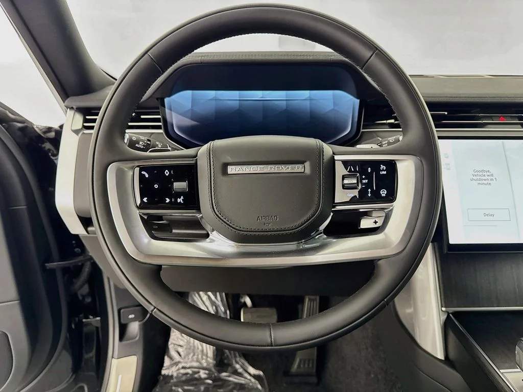 New 2027 Santorini Black Land Rover SE image 11