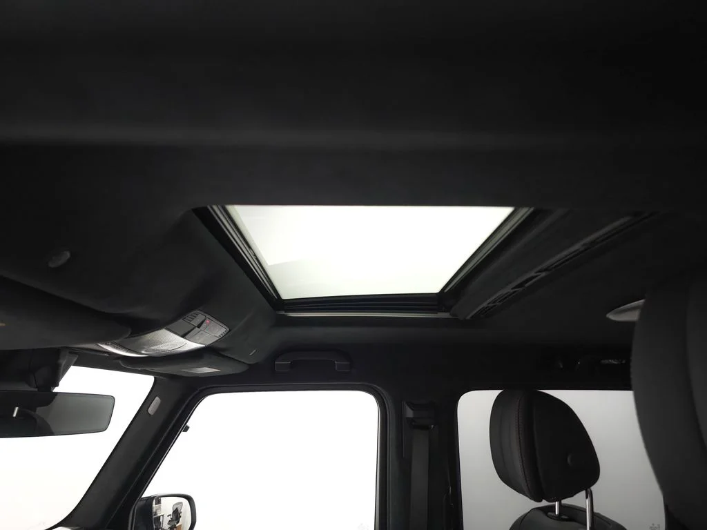 Certified Used 2025 MANUFAKTUR Moonlight White Magno Mercedes-Benz G 63 AMG® image 27
