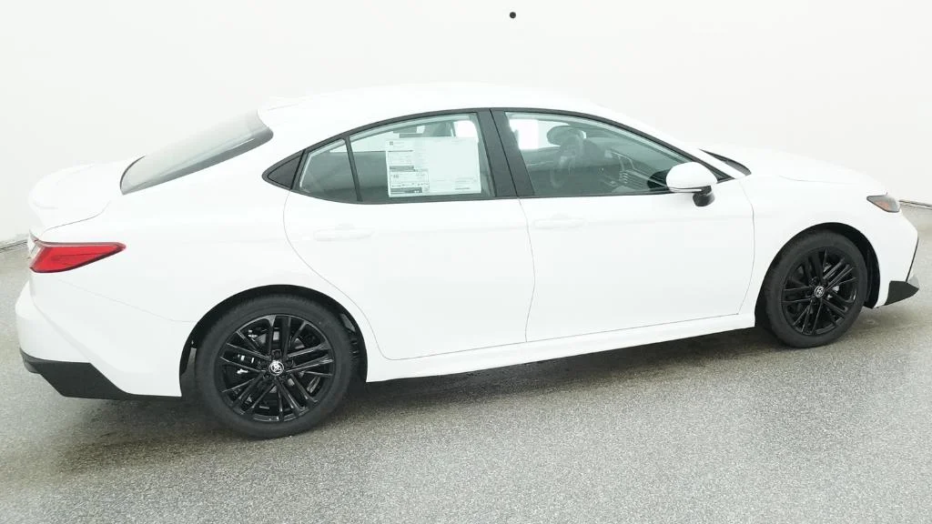 New 2026 Ice Cap Toyota SE image 10
